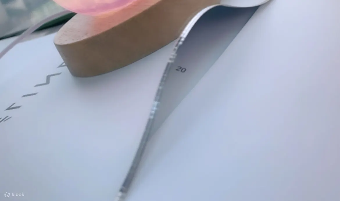 LAFARSTUDIO | 一站式工作坊 | 调香 | 香薰蜡烛 | 唇膏 | 护肤品 | 亲子活动 | 朋友聚会 | 情侣 |